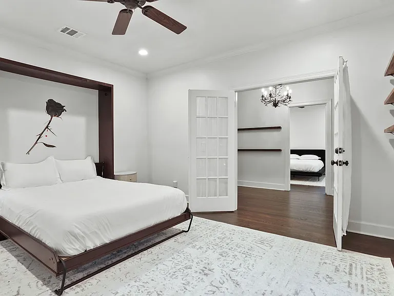 1802 Brackenridge St — Photo 31