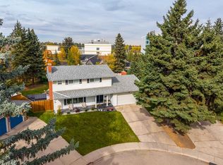 7007 SE Kenosee Pl SW, Calgary, AB T2V 2L6