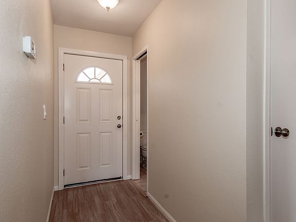 3rd image of 1618 Keena Dr