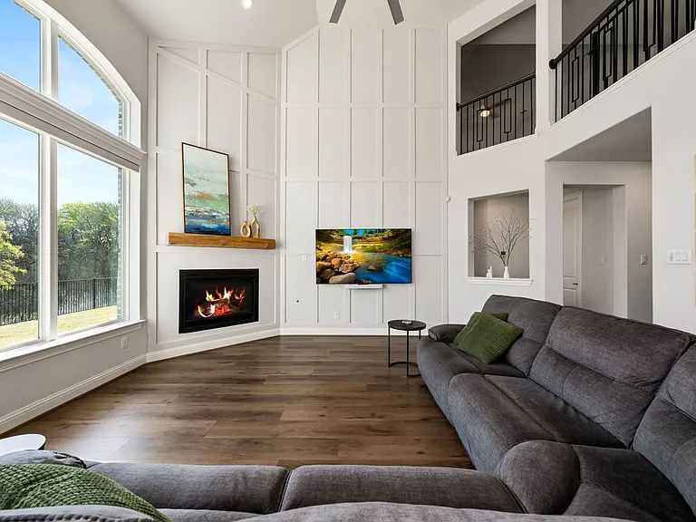 4602 Lorion Dr — Photo 1