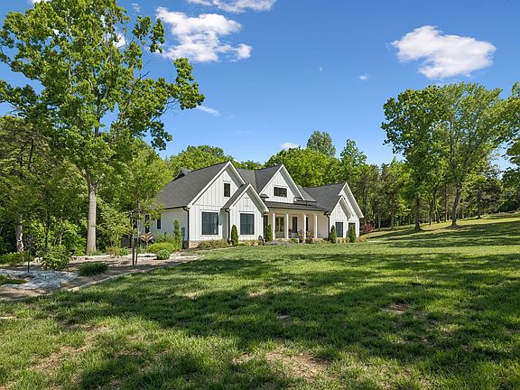 5th image of 6008 Costello Farm Ln