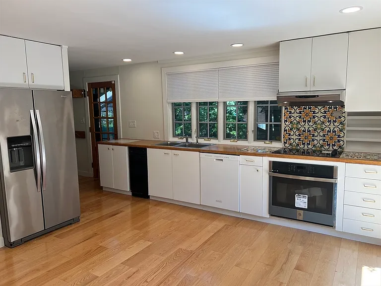 130 Marsh St #1 — Photo 6