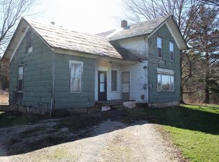 37051 Neff Rd, Grafton, OH 44044