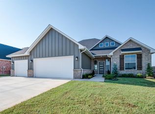 11724 NW 106th St, Yukon, OK 73099