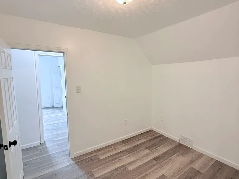 1003 Wayne Ave — Photo 12