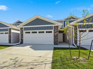 227 NW Waverly Dr, Waukee, IA 50263