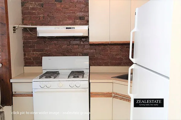 Rented by ZealEstate Group Inc | media 62