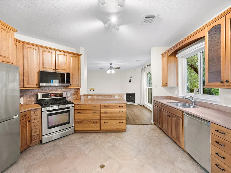 4176 Canyon Glen Cir — Photo 17