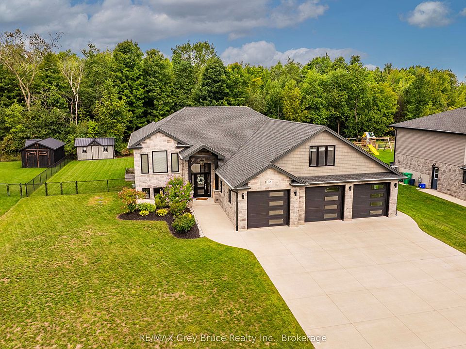 1st image of 63 Howe Dr