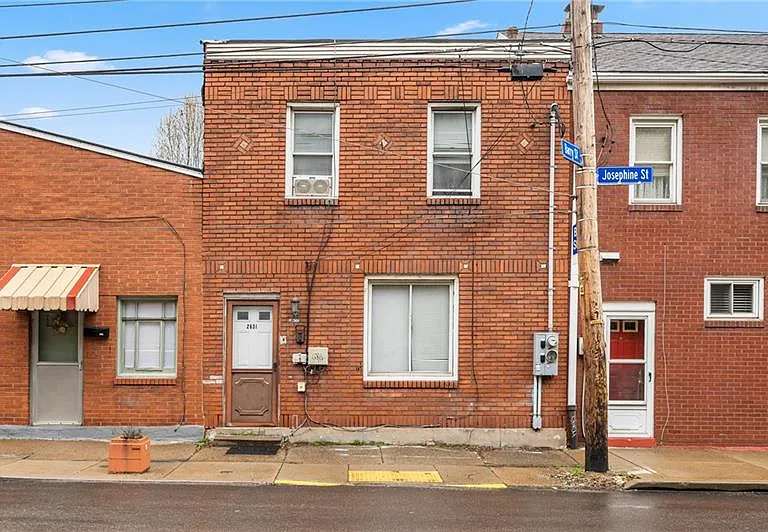2631 Josephine St — Photo 1
