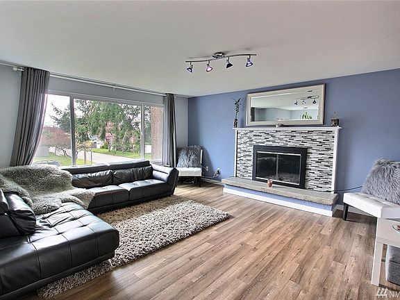 5th image of 4204 S 288th Pl