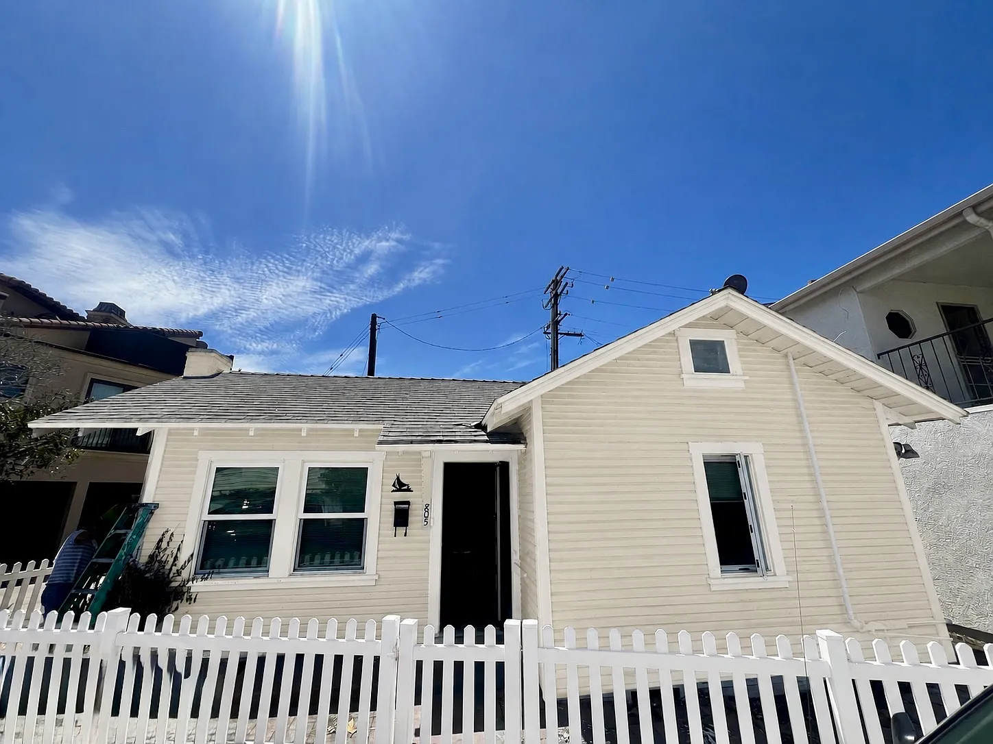2 bed, 920 sqft, $6,950 — Photo 1