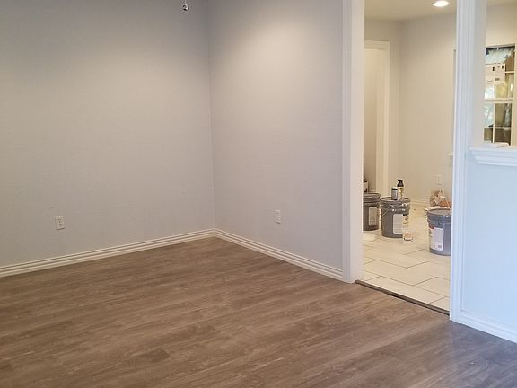 4th image of 3110 Kellogg Ave