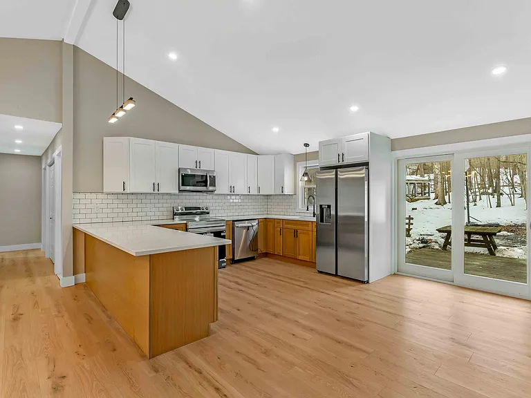3143 Bear Swamp Rd — Photo 41