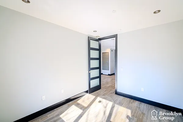 Rented by Brooklyn Group | media 4
