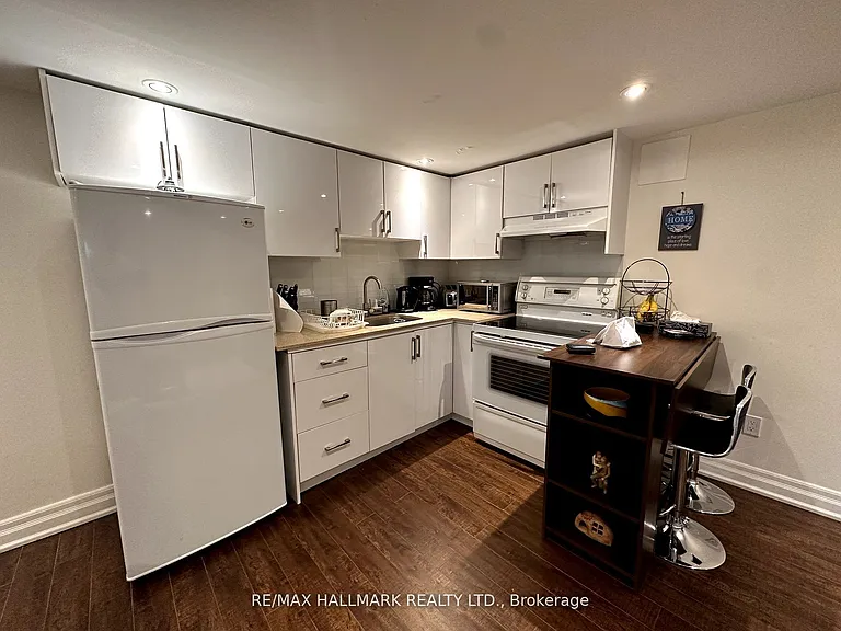 283 Taylor Mills Dr N #BASEMENT — Photo 7