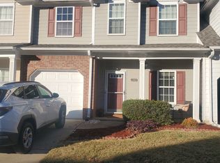 2383 Suwanee Pointe Dr, Lawrenceville, GA 30043