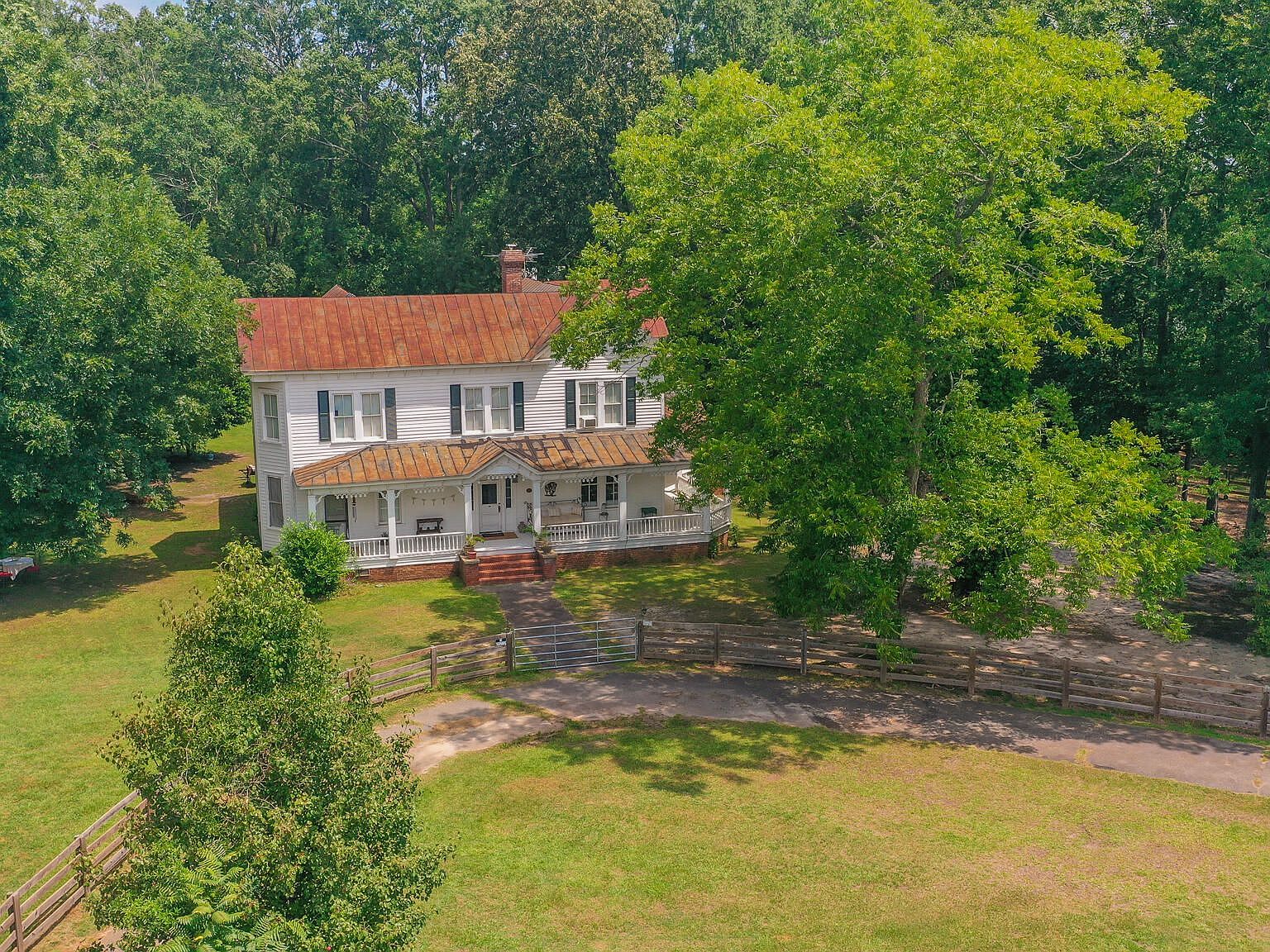 1002 W Main St, Ridge Spring, SC 29129 Zillow