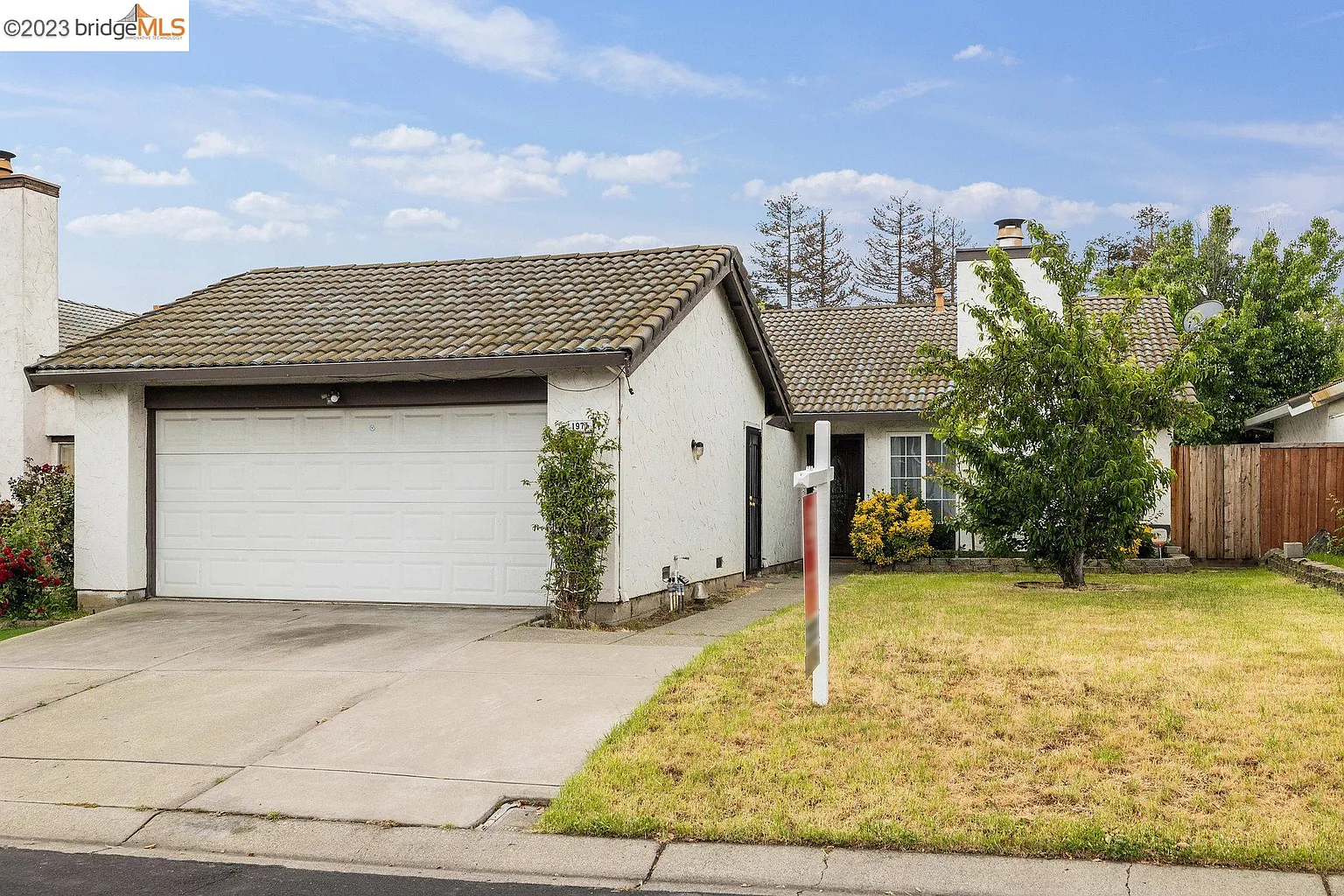 1971 Newport Dr photo 1