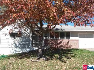 4602 Grover St, Omaha, NE 68106