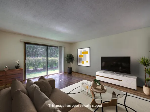 4100 Parklawn Ave APT 111, Edina, MN 55435