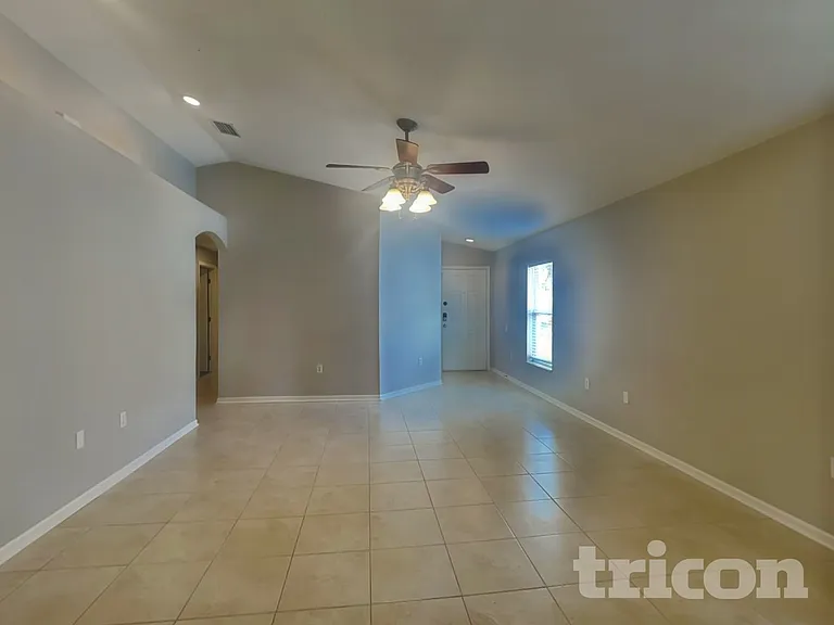 12532 Evington Point Dr — Photo 3