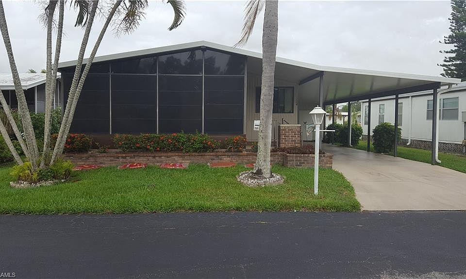 1st image of 124 Queen Palm Dr #124