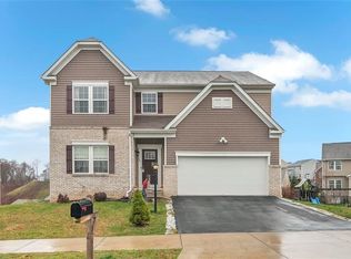 705 Culloden Ct, Coraopolis, PA 15108