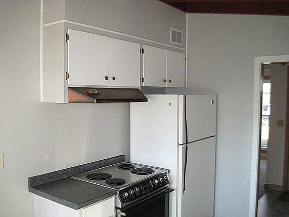4th image of 412 W Haven Dr