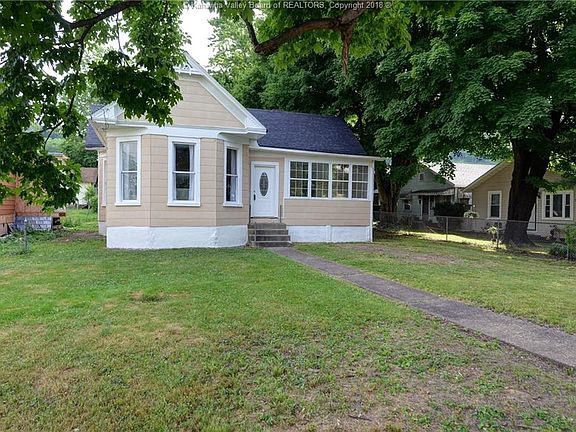 3rd image of 1552 Hansford St
