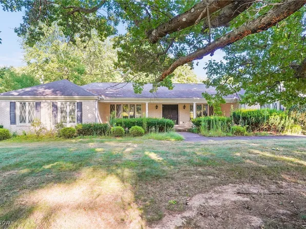 6085 Tippecanoe Rd, Canfield, OH 44406