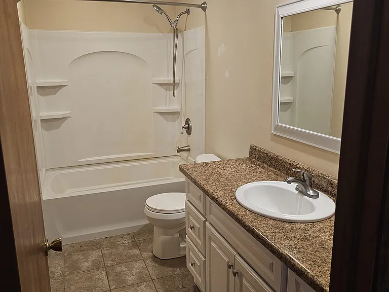 3162 N Prosser Ave — Photo 6