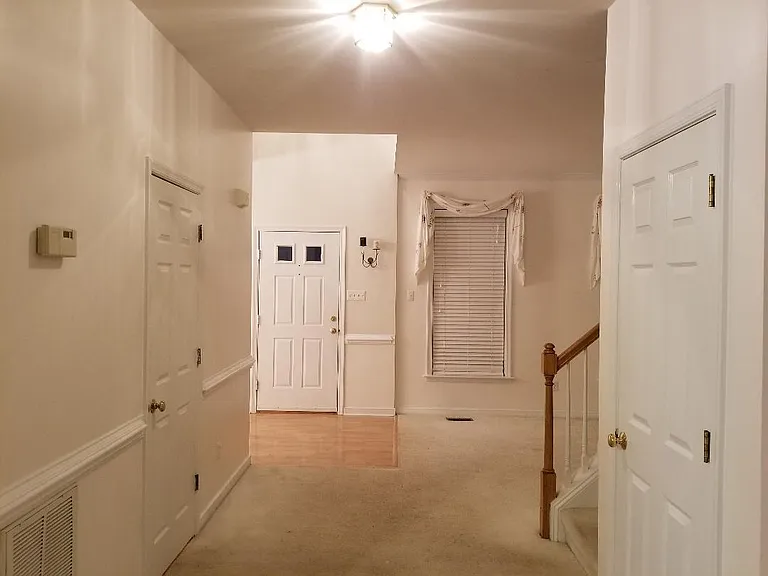 9709 Southmill Dr — Photo 6
