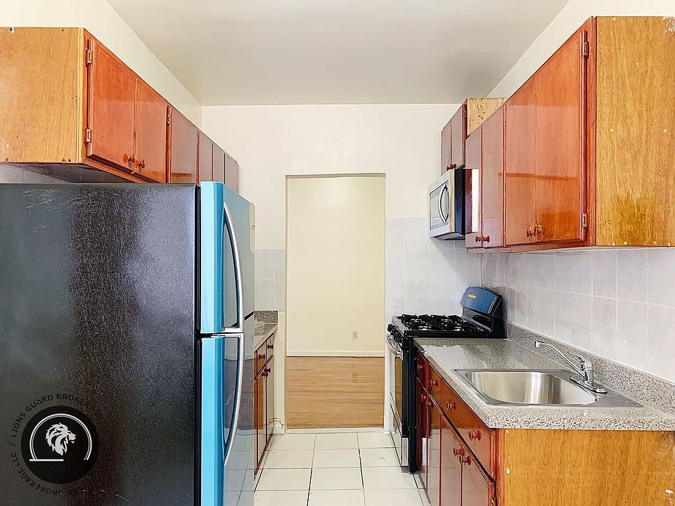 1st image of 16620 88th Ave #19-5