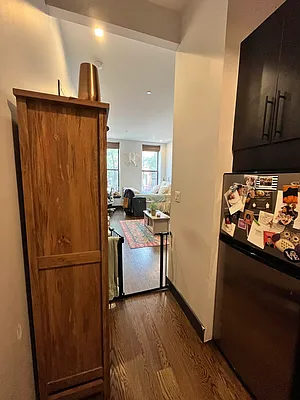 Rented by Delmark Realty LLC | media 16