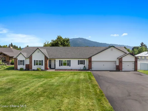 6672 N 4th St, Dalton Gardens, ID 83815