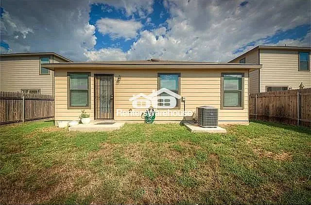 9000 Stambourne St — Photo 18