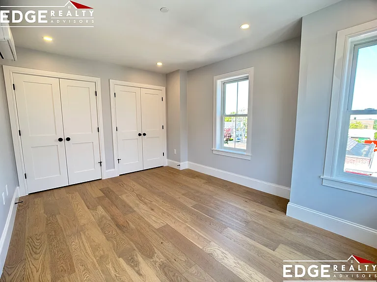 425 Market St #301 — Photo 5