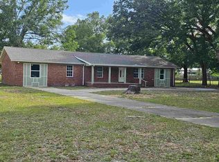 5549 Delona Rd, Milton, FL 32583