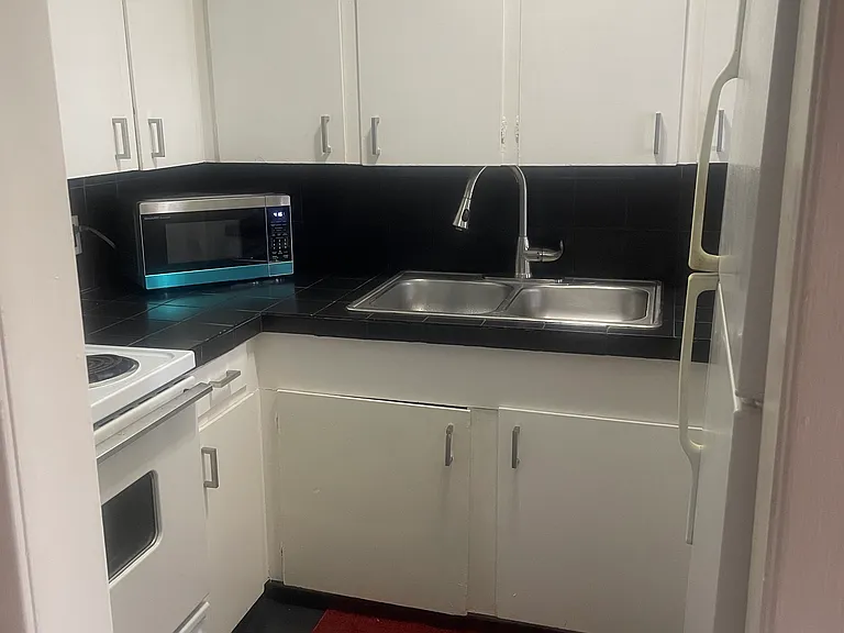 509 W Main St #5 — Photo 23