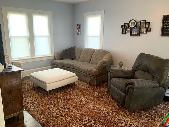 2nd image of 719 Fairbanks St