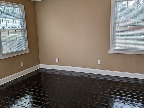 3rd image of 1716 Lisbon Dr SW #1