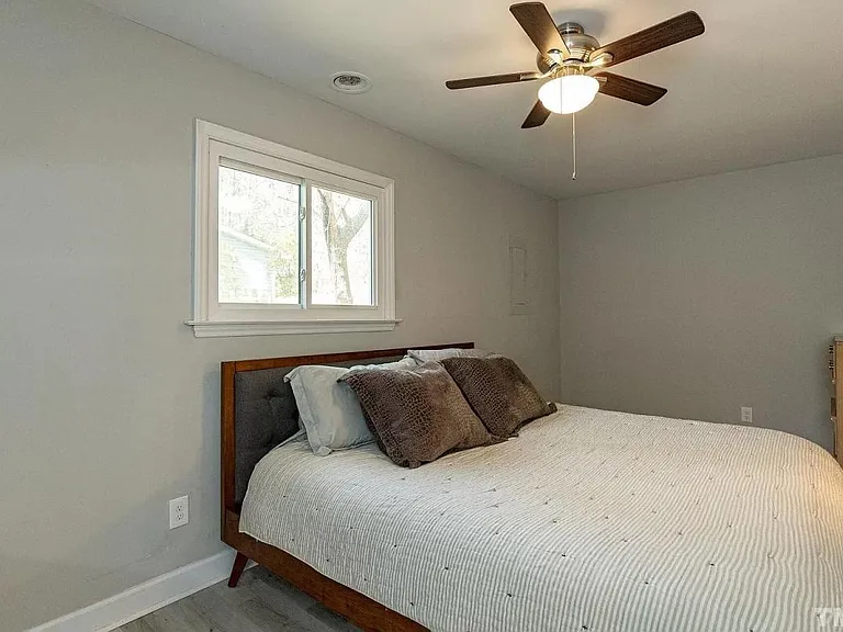 2504 Evers Dr — Photo 9