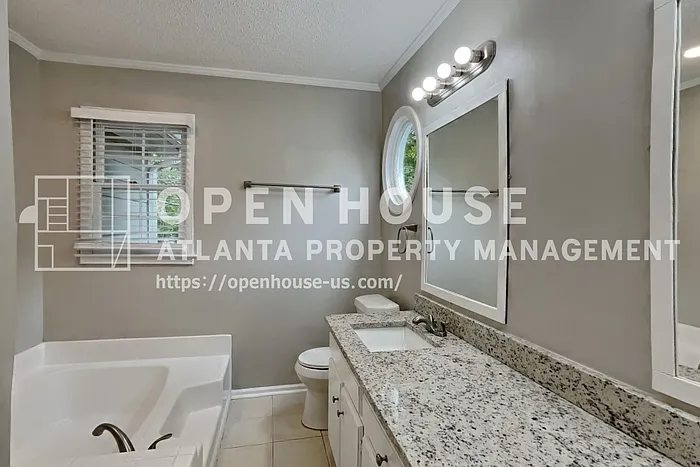 2671 Ashley Dr N — Photo 12