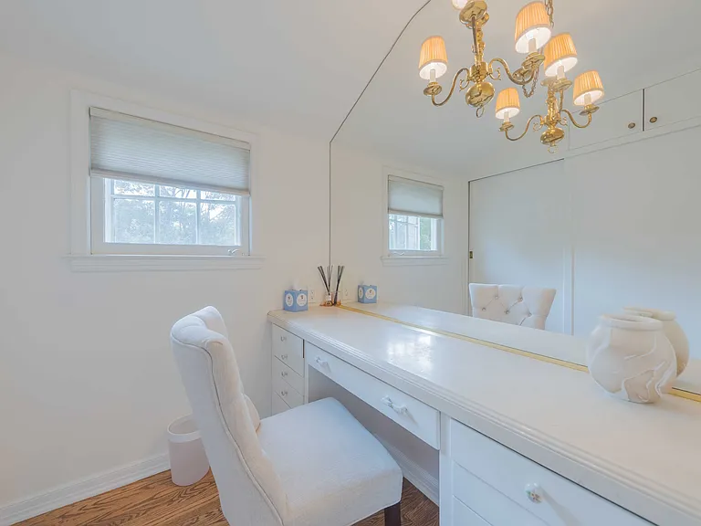 2150 S El Molino Ave — Photo 12
