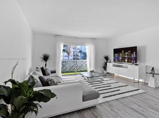 2005 Sans Souci Blvd APT 301, North Miami, FL 33181