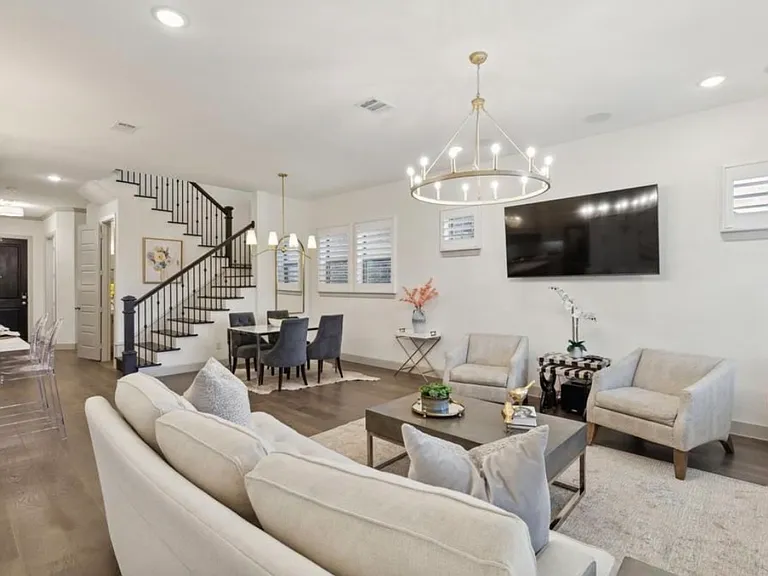 9142 Rock Daisy Ct — Photo 2