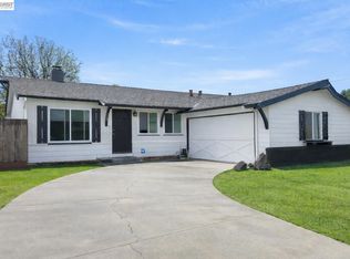 2320 Bermuda Ln, Hayward, CA 94545