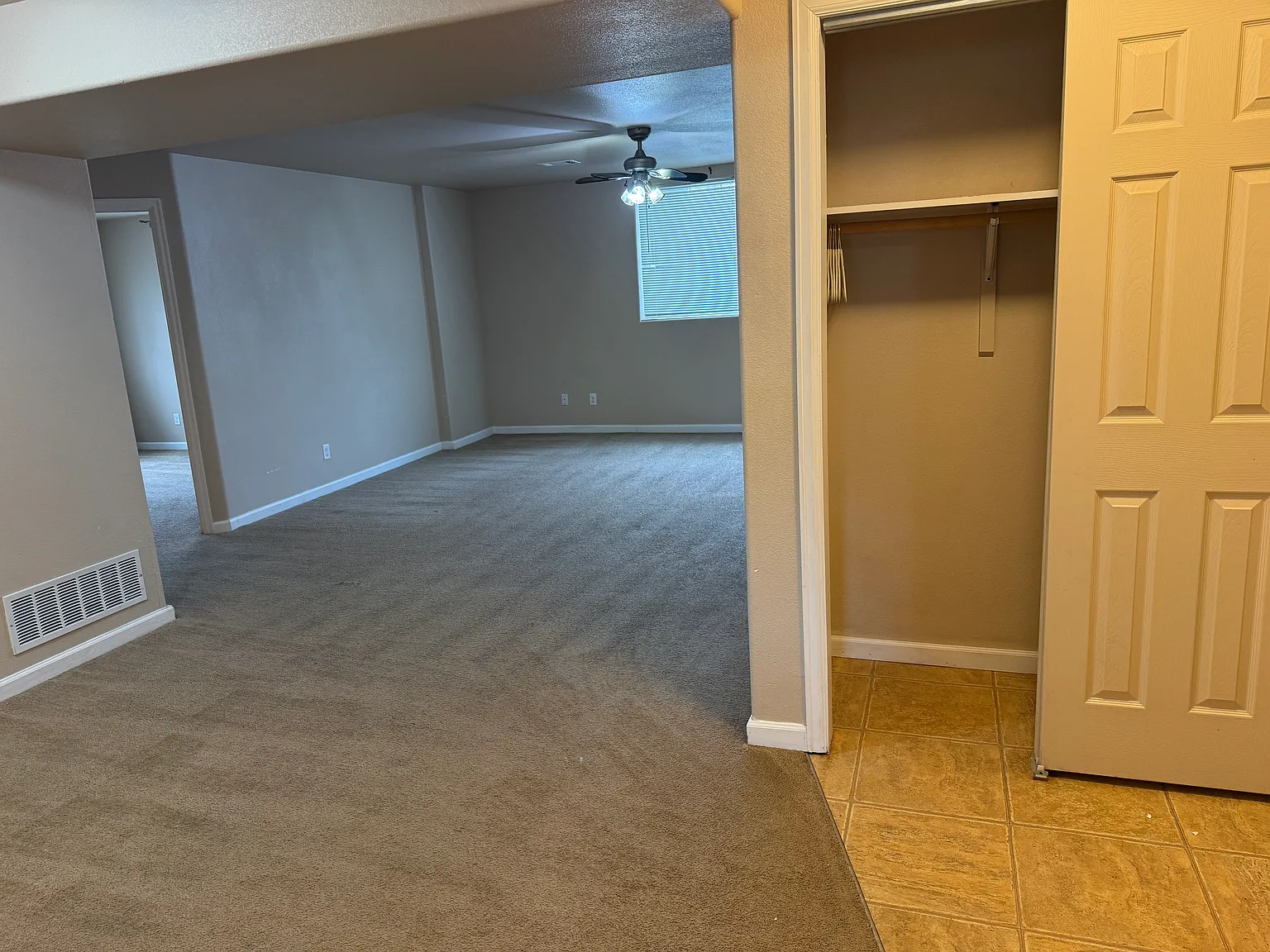 3 bed, 1265 sqft, $1,200 — Photo 2
