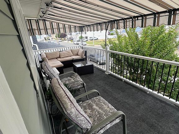 5th image of 120 N Melbourne Ave Floor 2